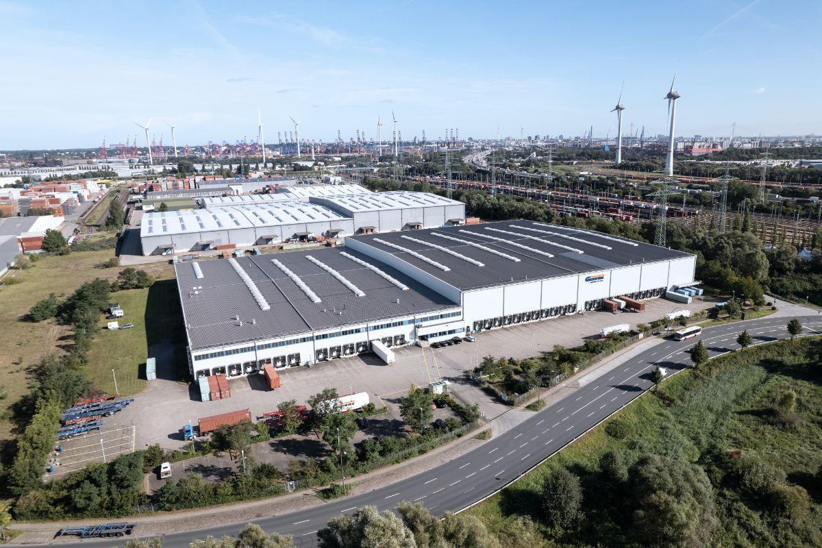 Drohnenaufnahme des Standortes Hamburg der GREIWING logistics for you GmbH
