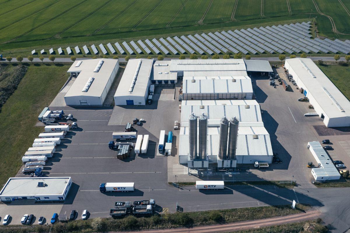 Drohnenaufnahme des Standortes Barby der KTV Speditionsgesellschaft mbH